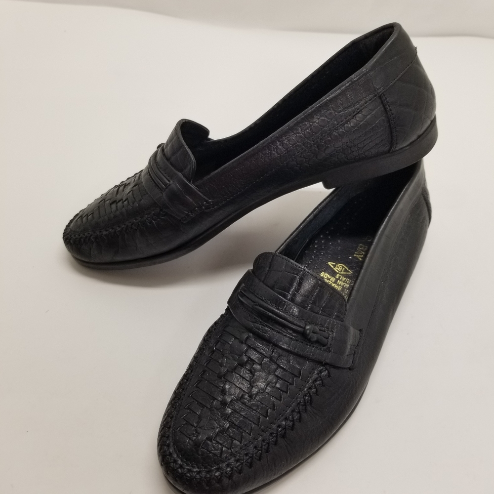 Trader Bay 74509 Mens Size 9D Black Leather Loafers Basketweave Slip On Moccasin